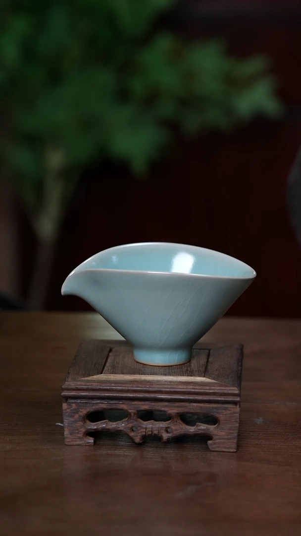 【闪购商品】L·宝丰宋官窑汝瓷公道杯