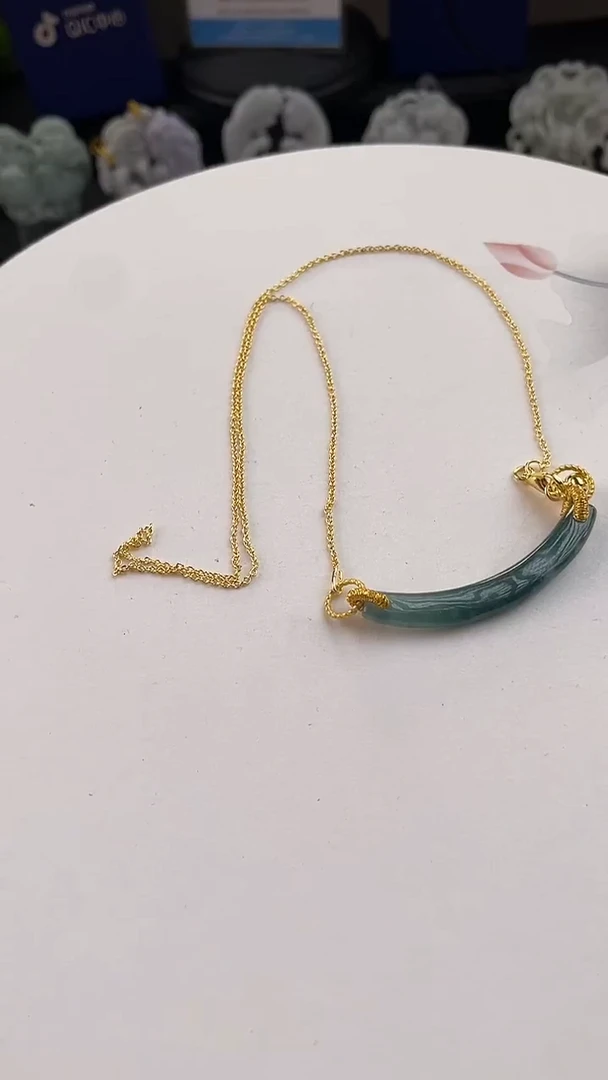 翡翠未镶嵌颈饰手工定制默认微瑕主播介绍为准