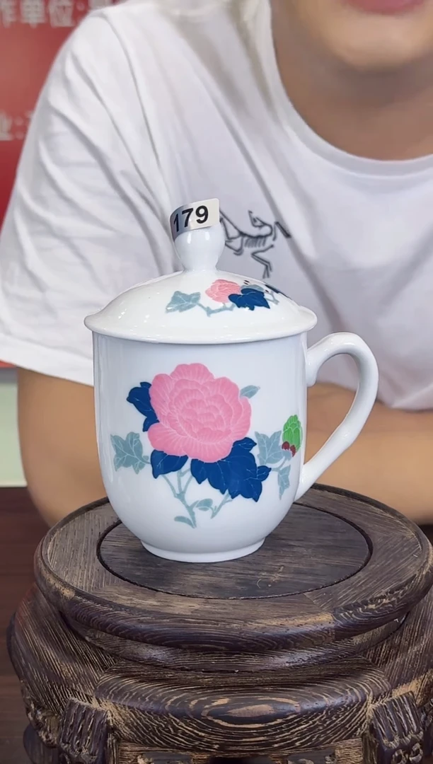 179函夏非遗釉下五彩芙蓉花办公杯