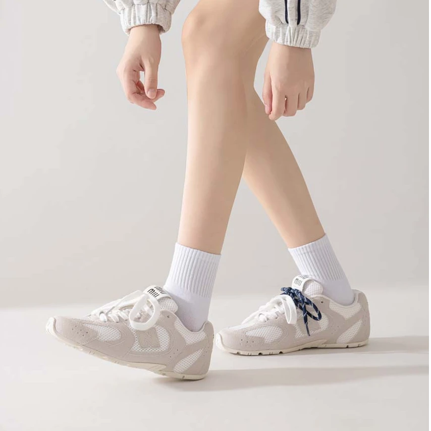 秋冬款加厚袜子运动纯色百搭款男女款ins风格条纹袜