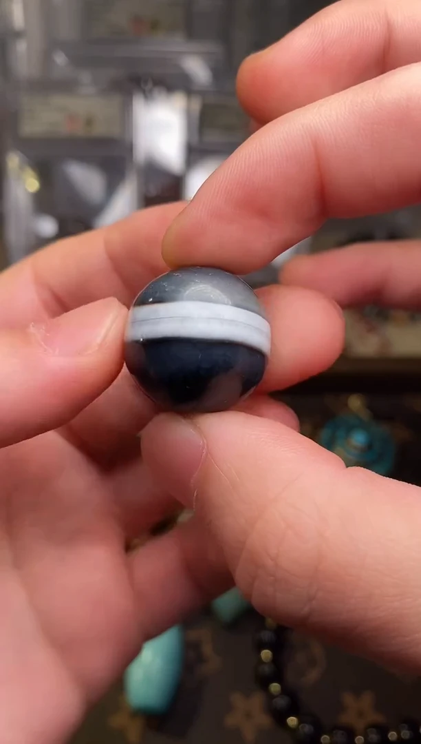 树脂制品蓝沁药师