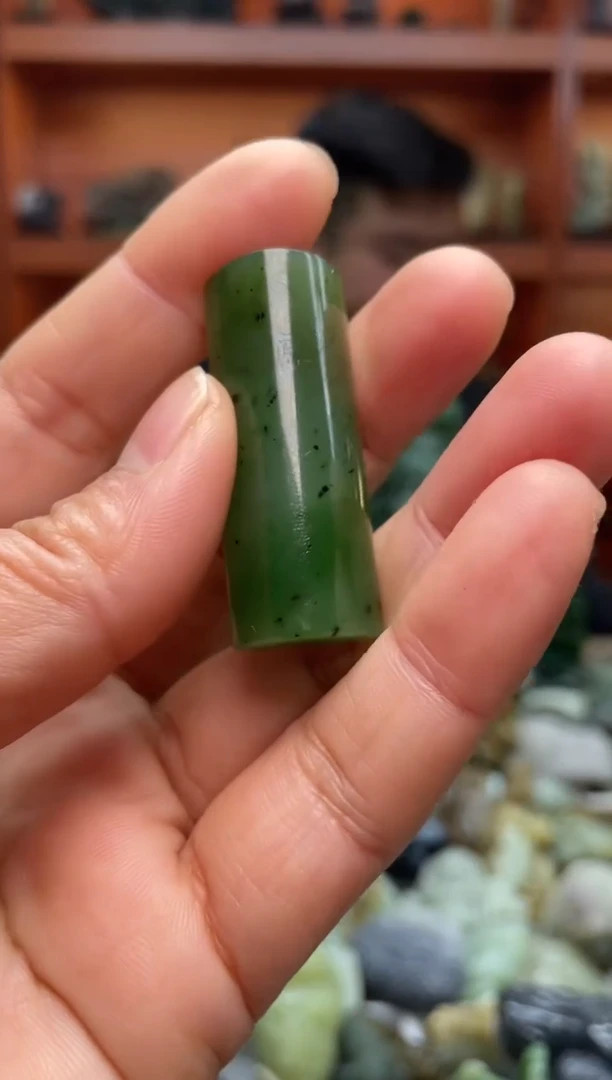 未镶嵌和田玉把件1