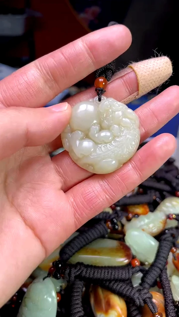 【闪购商品】和田玉颈饰未镶嵌123