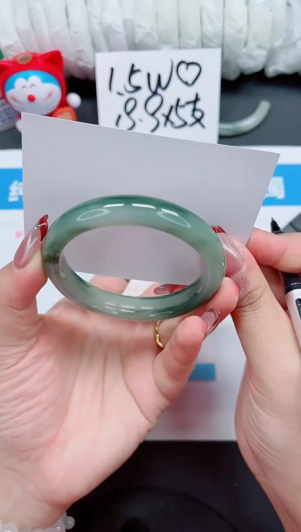 【闪购商品】石英质玉手镯未镶嵌174