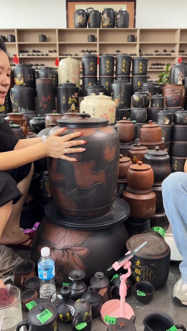 罐瑕疵茶缸高44cm荷花 169