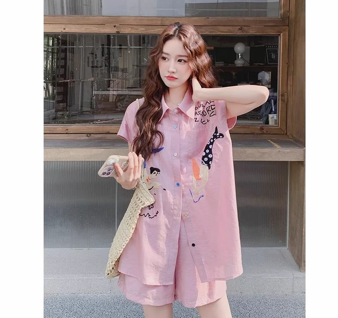 【琴】10526气质刺绣套装女夏季2025年新款欧洲站上衣短裤两件套