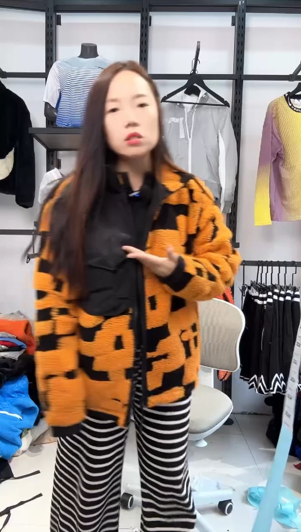 2274 编码  瑕疵直播间过款为准 尺码L