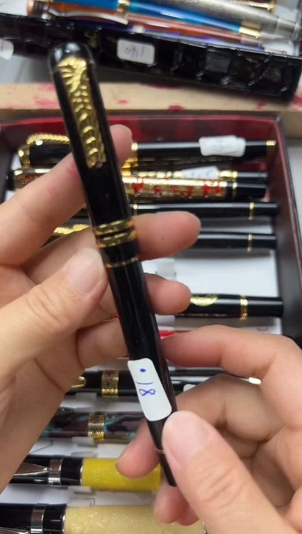 捡漏款一支骆驼钢笔