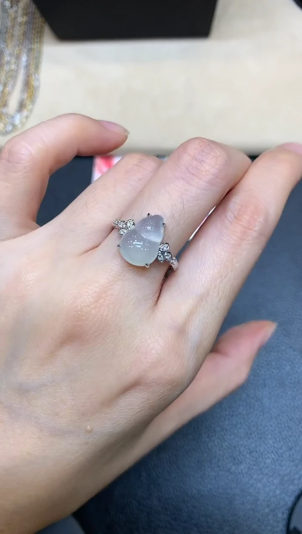 【闪购商品】翡翠戒指18K金镶嵌【无鉴赏期