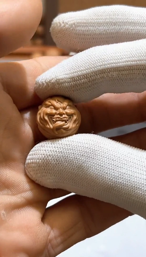 猴头核桃吊坠9号舔僧单颗雕刻