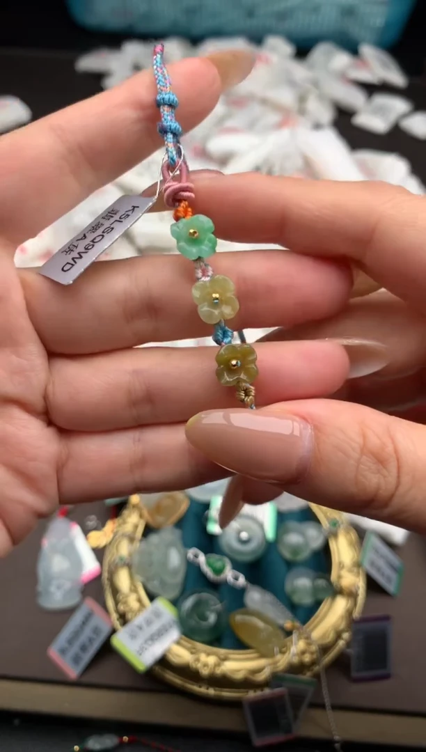 【闪购商品】翡翠手绳未镶嵌  一