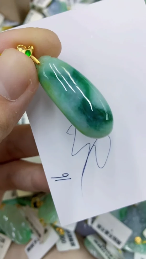 颈饰未镶嵌翡翠11111111111