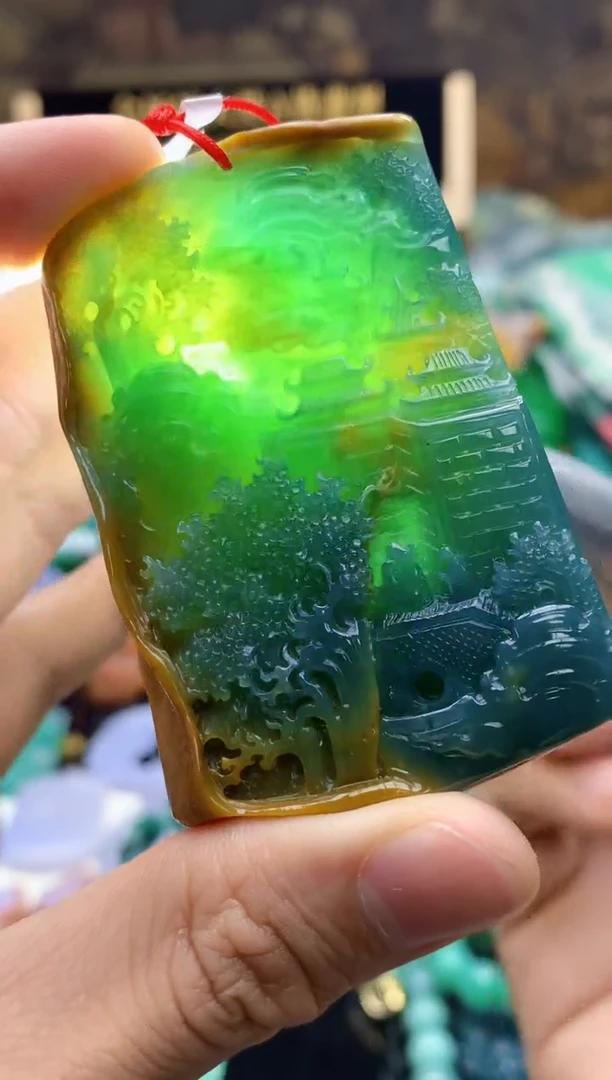 颈饰未镶嵌翡翠天然A货翡翠