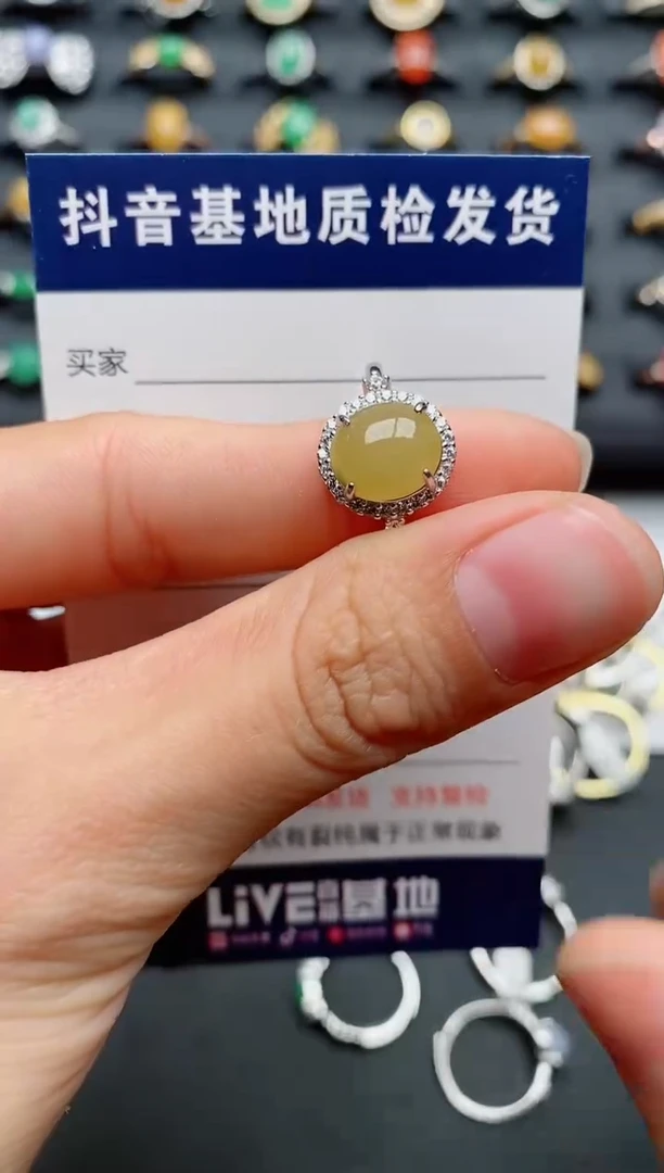 【闪购商品】翡翠戒指银S925镶嵌.........