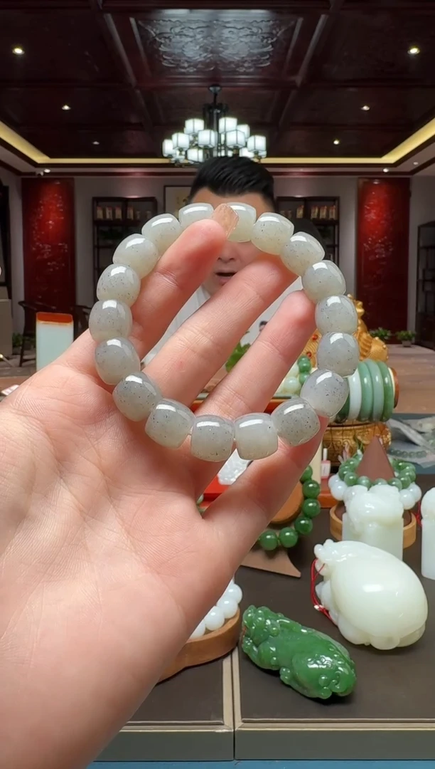 未镶嵌和田玉挂件qh12