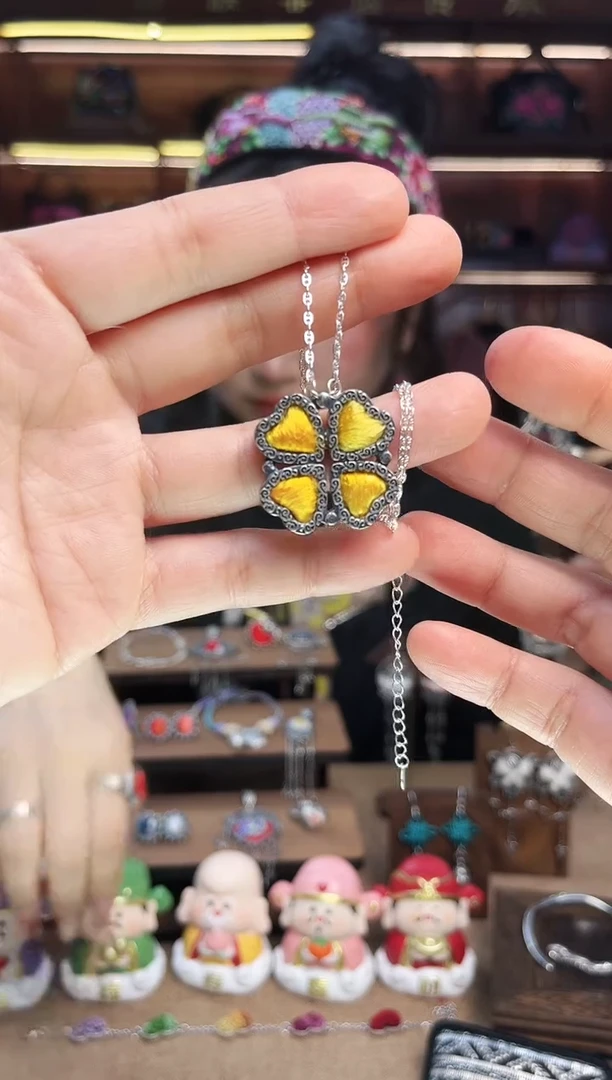 【闪购商品】织绣1698黔东南苗族刺绣