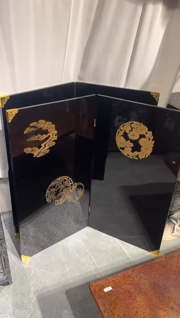 素**蝶金莳绘 落地屏风