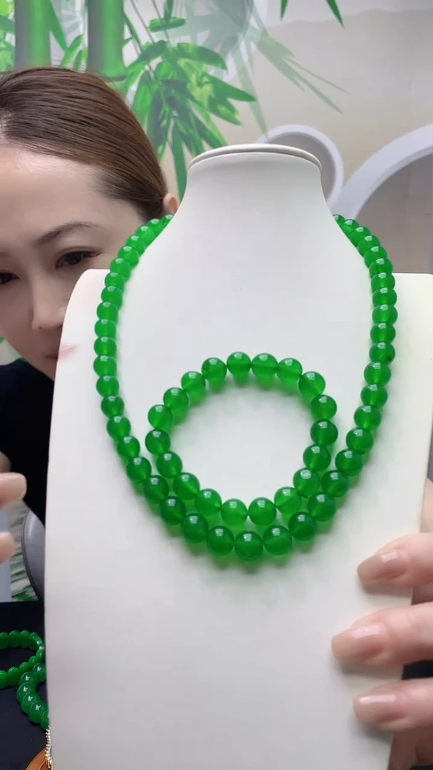 吊坠(赠链)14K金镶嵌翡翠D06