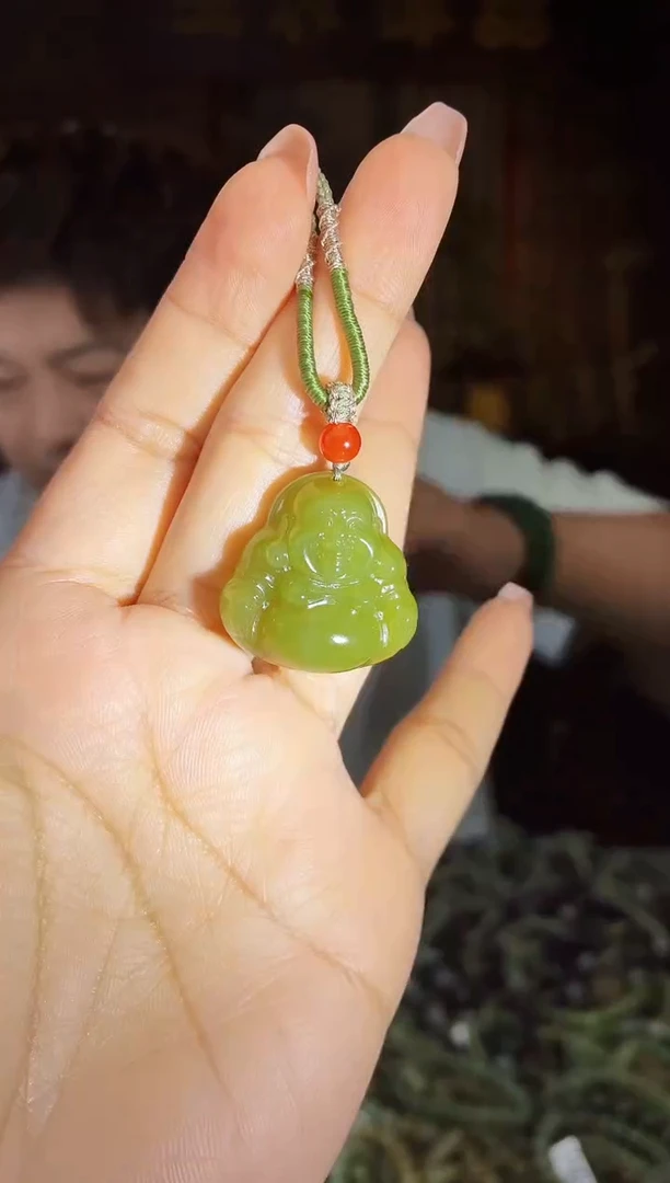 和田玉未镶嵌颈饰拍一发一