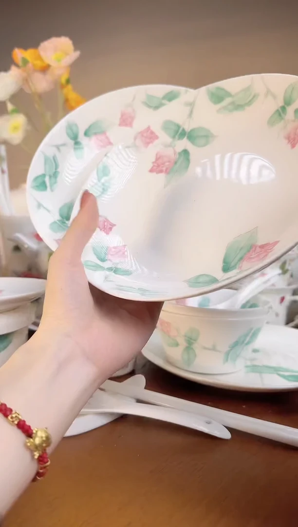 【闪购商品】玫瑰高骨瓷8寸深盘2个