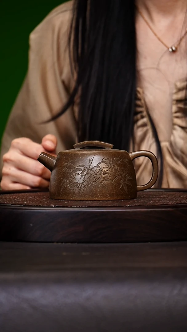 宜兴原矿高端紫砂 曼生金砂260cc