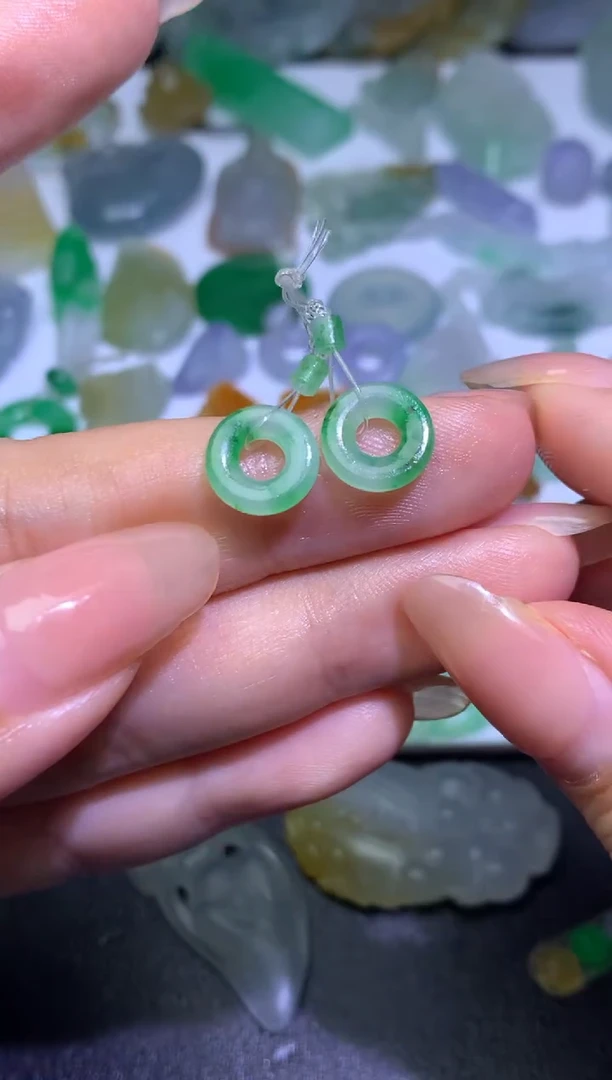 未镶嵌定制翡翠毛货