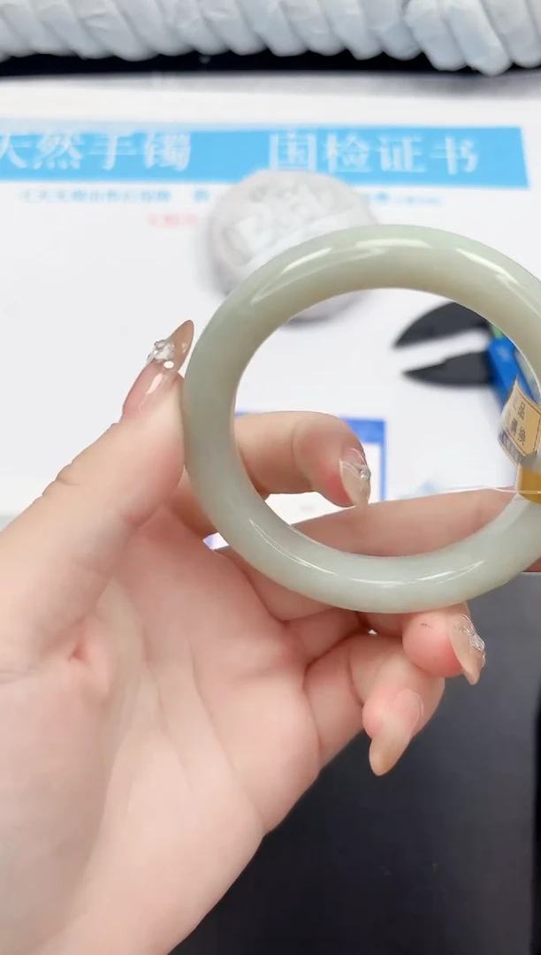 和田玉手镯未镶嵌35-55QS3