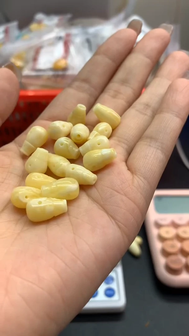 未镶嵌琥珀珠宝奇石785多样性发其一默认有瑕