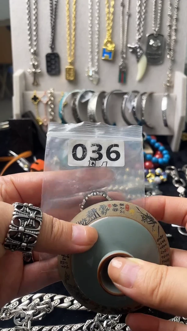 龙**神闪购商品如图所示