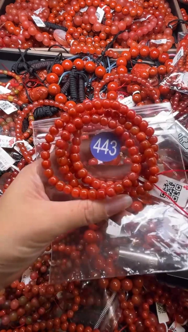 南红玛瑙未镶嵌珠宝奇石443-6