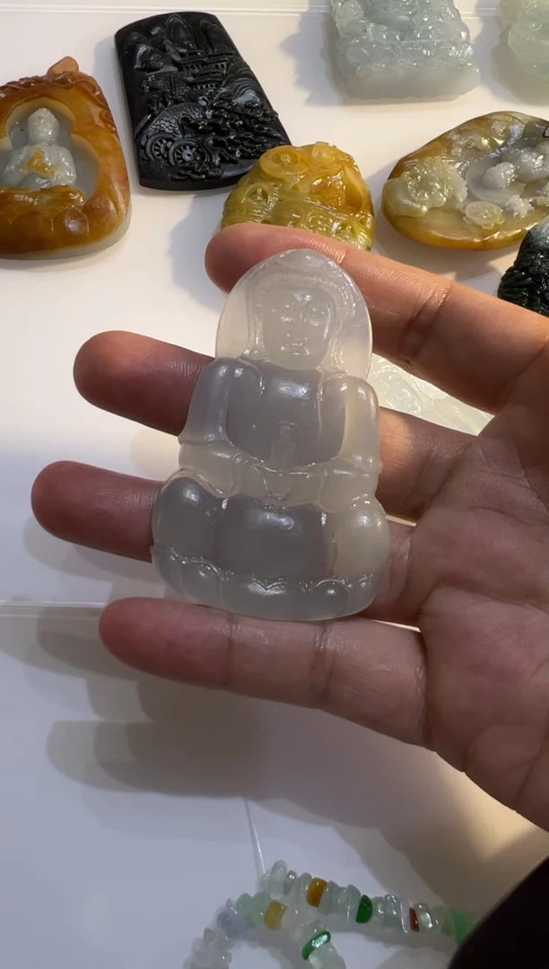 未镶嵌定制翡翠观音