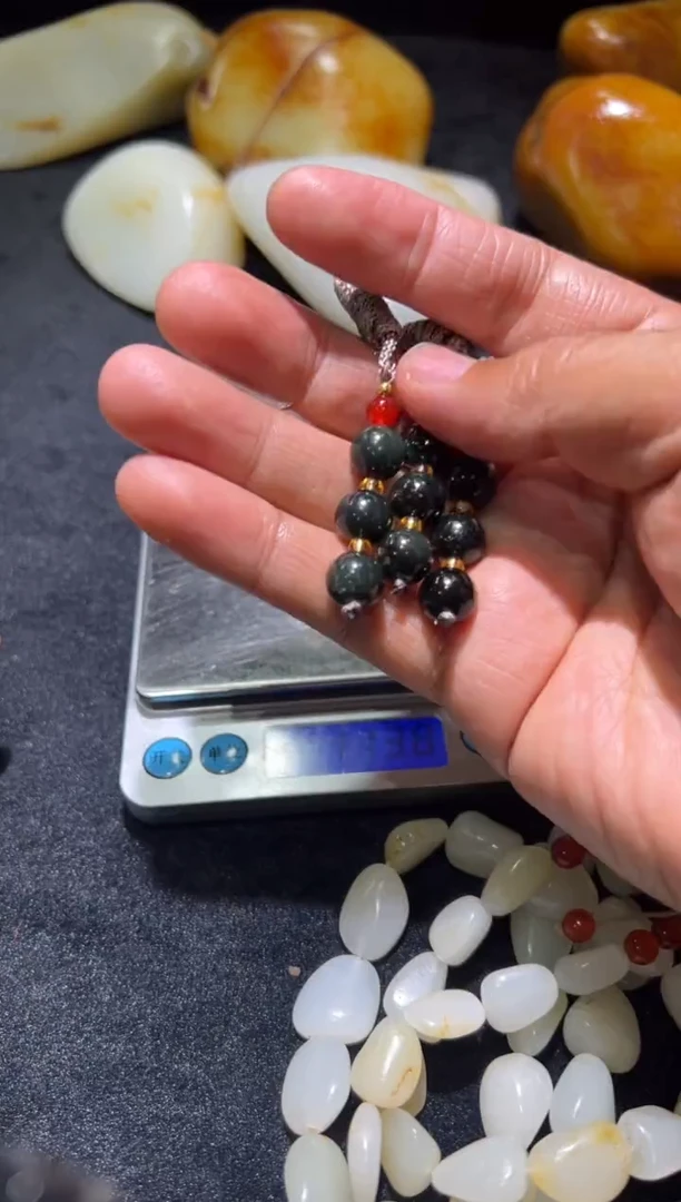 和田玉未镶嵌吊坠(不含链)新疆和田玉