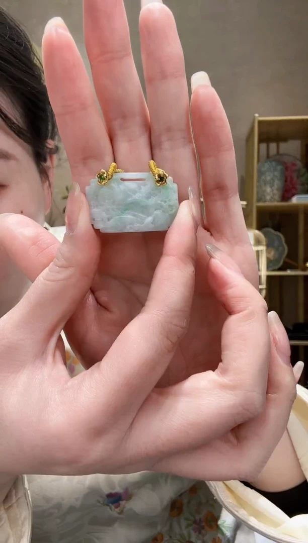 【闪购商品】翡翠颈饰未镶嵌吊坠