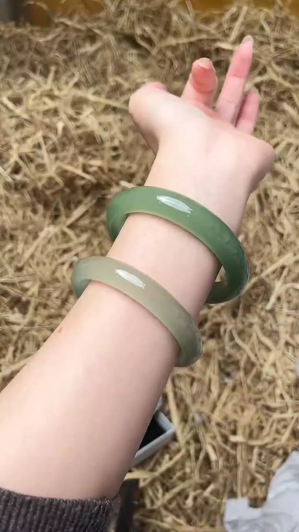 未镶嵌手镯石英质玉2165圈口59