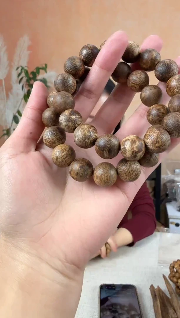 沉香沉香碎屑050沉香乌身圆珠单圈卡1.4多样性发其一