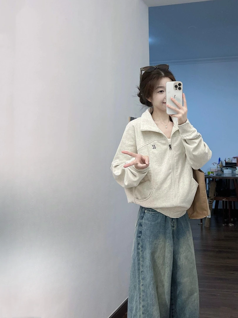 2025秋季新款韩系松弛感穿搭立领卫衣外套女搭配高腰牛仔裤两件套