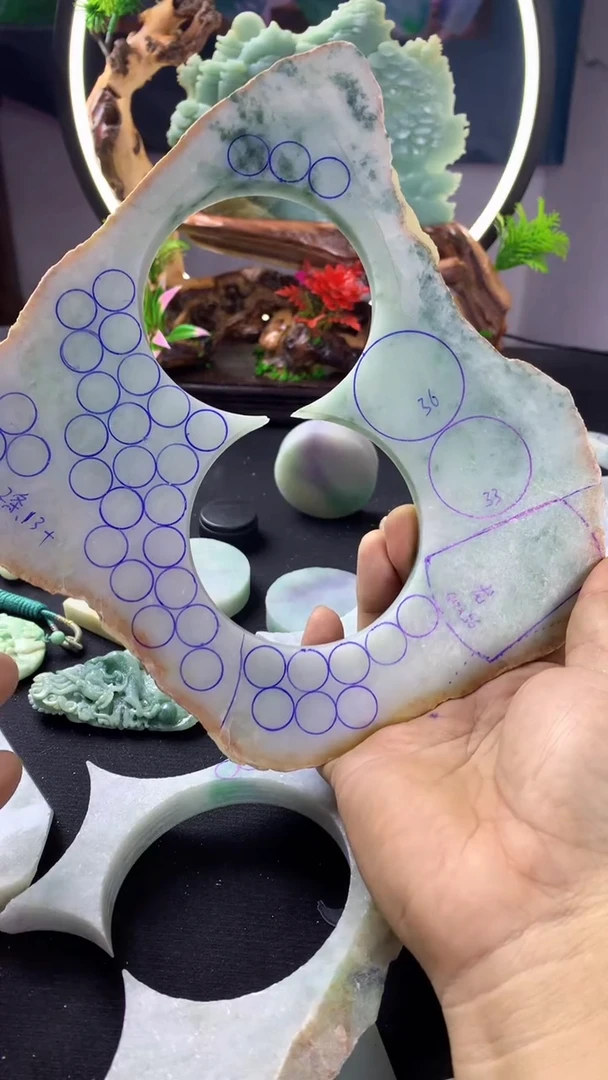 翡翠未镶嵌吊坠(不含链)翡翠