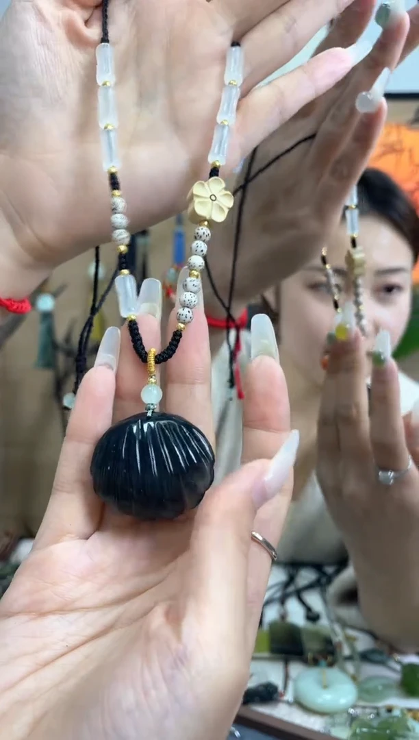 【闪购商品】岫玉吊坠未镶嵌多样性发货其中发一