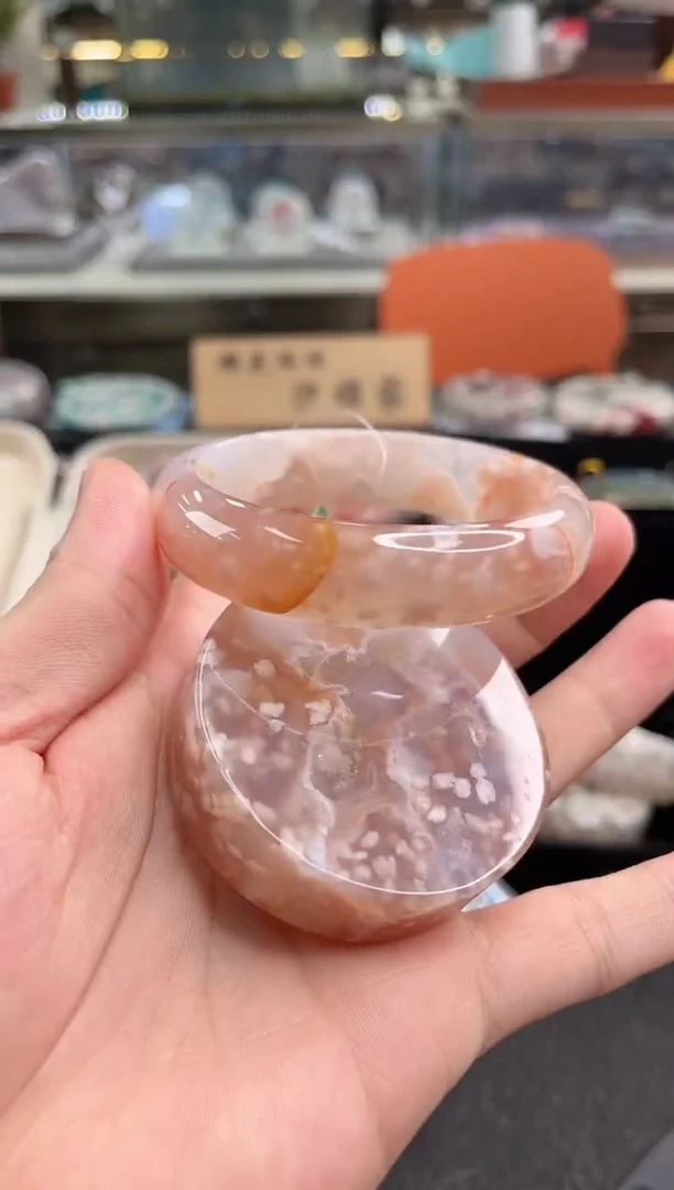 未镶嵌手镯石英质玉60圈口（赠品镯心）s9