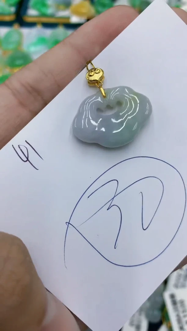 翡翠未镶嵌颈饰1111111111