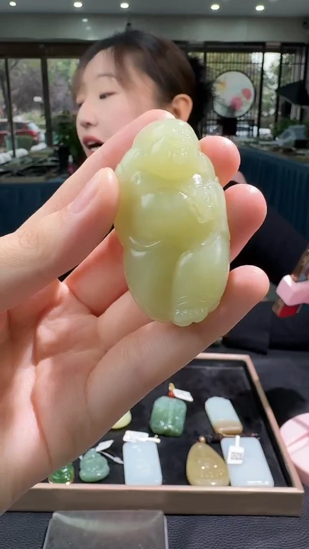 颈饰未镶嵌和田玉工厂清货不退不换