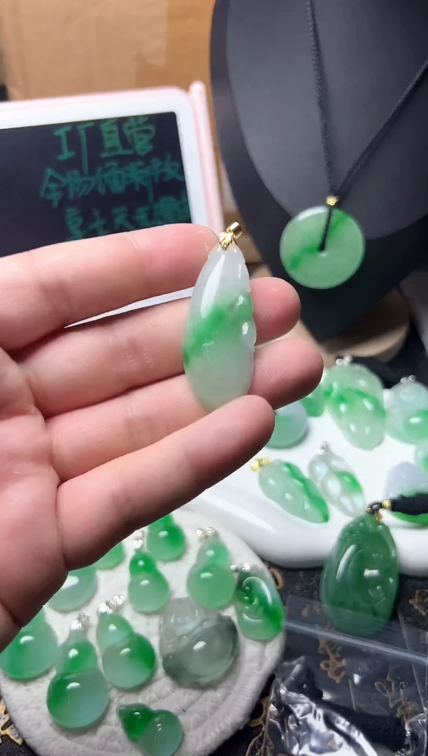 颈饰未镶嵌翡翠所见即所得，一图一物