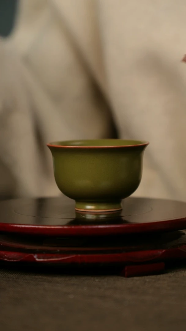 柴烧 小压手杯 黄金釉 大师亲签底款