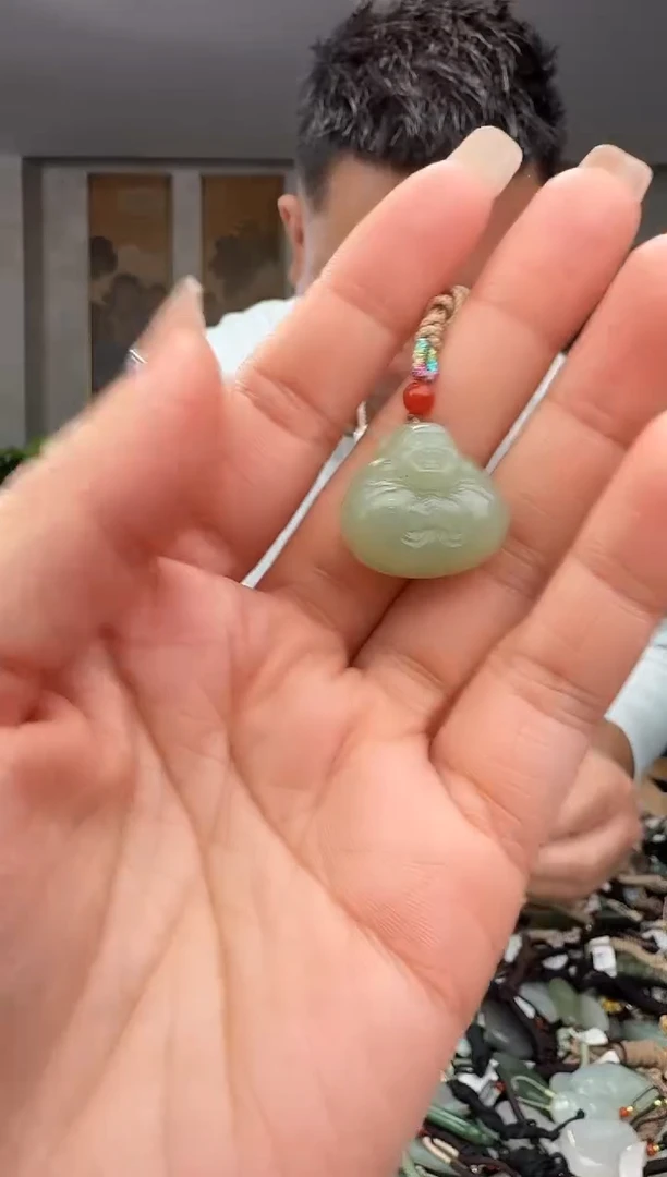 颈饰未镶嵌和田玉拍一发一多样性发货