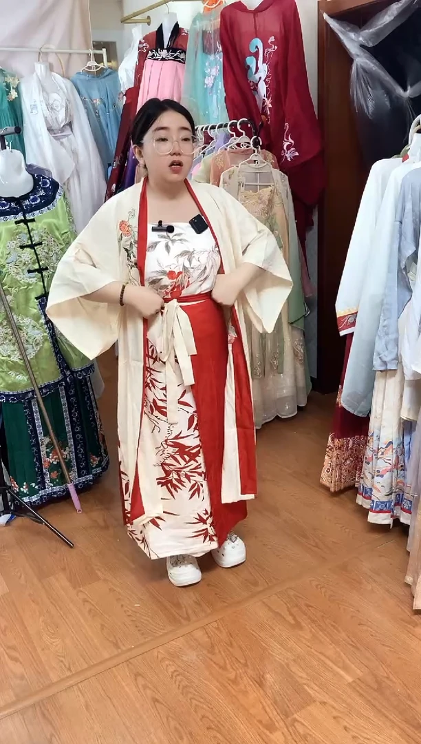孤品汉服 高品质特价 偶有微瑕 NO退NO换 介意勿拍