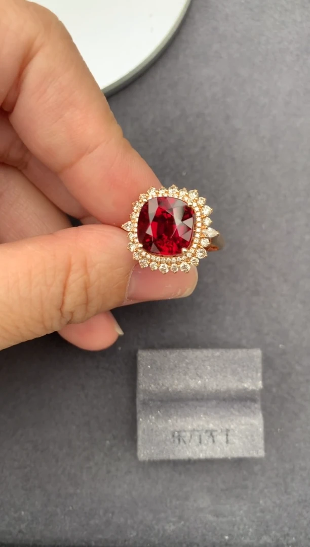 18K金镶嵌戒指碧玺ct卢比莱 GE 定制