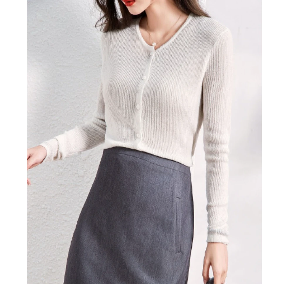 德玛纳清仓简约百搭圆领舒适针织小开衫