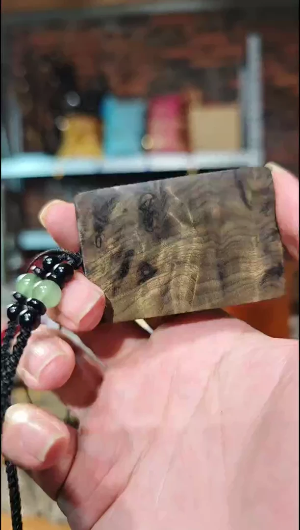 金丝楠无事牌脖挂