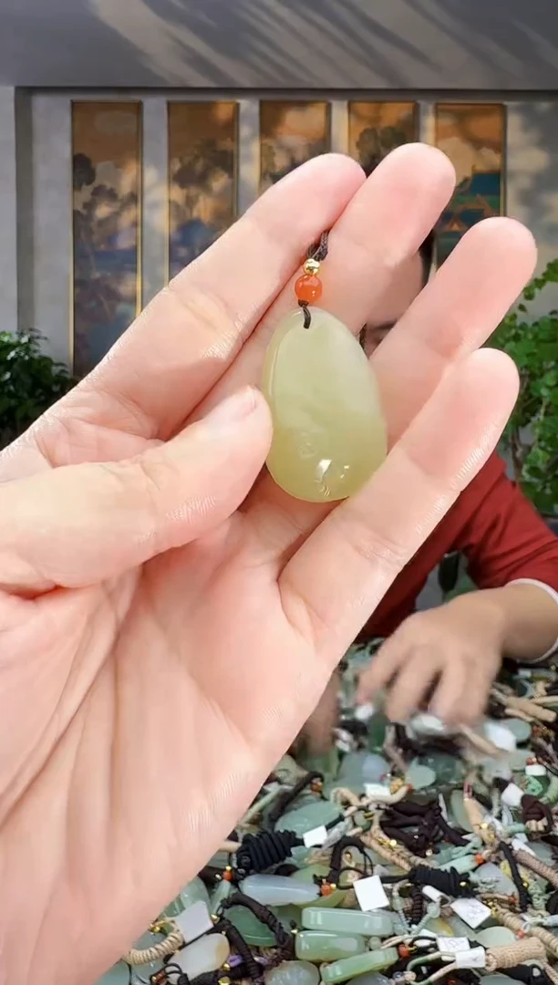 未镶嵌和田玉挂件拍一发一