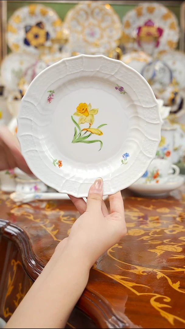 瓷米多家中古瓷器如图所示15